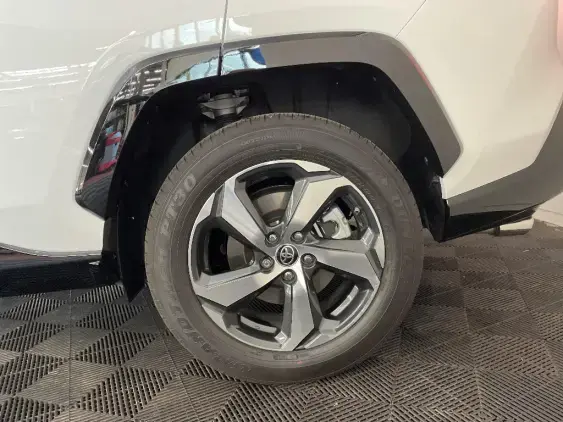 TOYOTA RAV4 V - voiture d'occasion - Photo 24