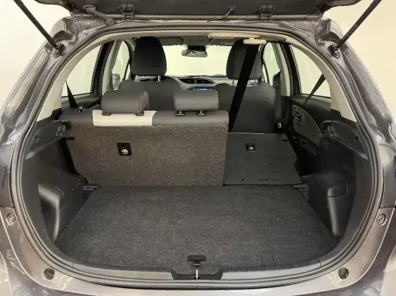 TOYOTA YARIS III - voiture d'occasion - Photo 16