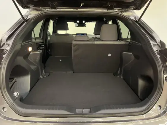 TOYOTA YARIS CROSS I - voiture d'occasion - Photo 16