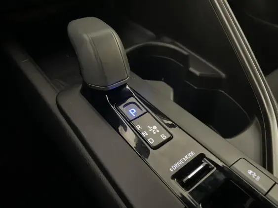 TOYOTA C-HR II - voiture d'occasion - Photo 17