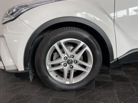 TOYOTA C-HR - voiture d'occasion - Photo 23