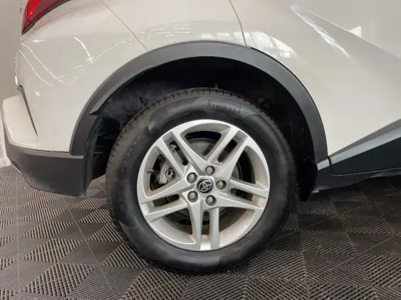 TOYOTA C-HR - voiture d'occasion - Photo 25