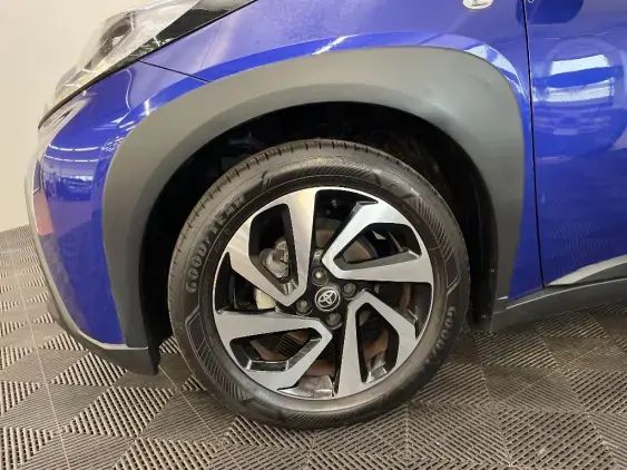 TOYOTA AYGO X - voiture d'occasion - Photo 23