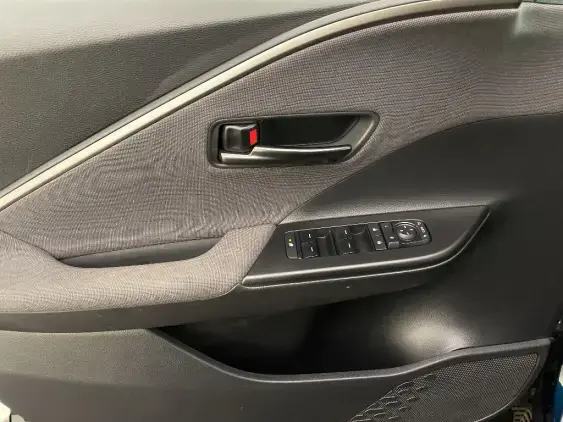 TOYOTA C-HR II - voiture d'occasion - Photo 19