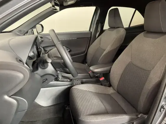 TOYOTA YARIS CROSS I - voiture d'occasion - Photo 18