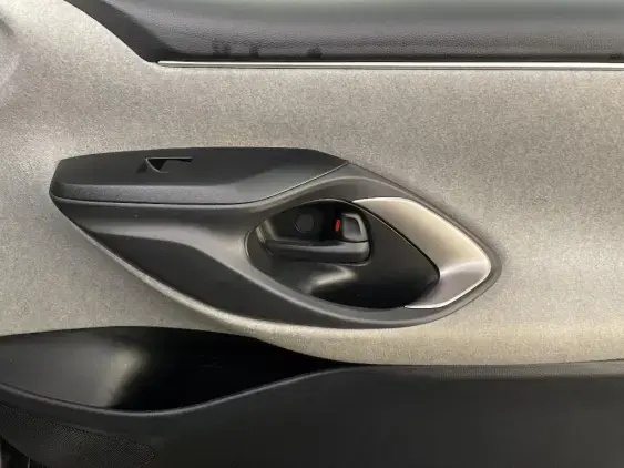 TOYOTA YARIS IV - voiture d'occasion - Photo 20