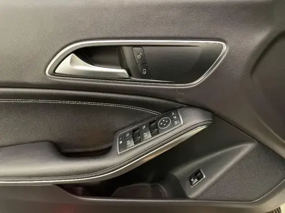 MERCEDES-BENZ CLA - voiture d'occasion - Photo 19