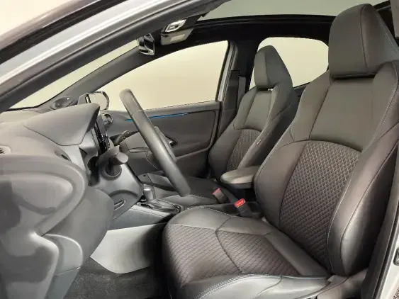 TOYOTA YARIS IV - voiture d'occasion - Photo 18