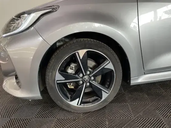 TOYOTA YARIS IV - voiture d'occasion - Photo 23