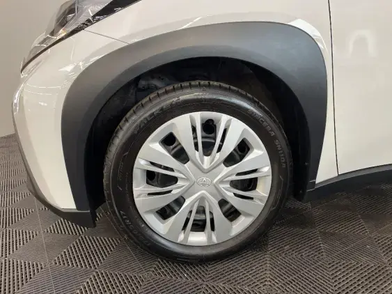 TOYOTA AYGO X - voiture d'occasion - Photo 23