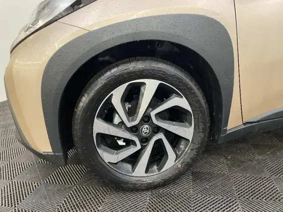 TOYOTA AYGO X - voiture d'occasion - Photo 23