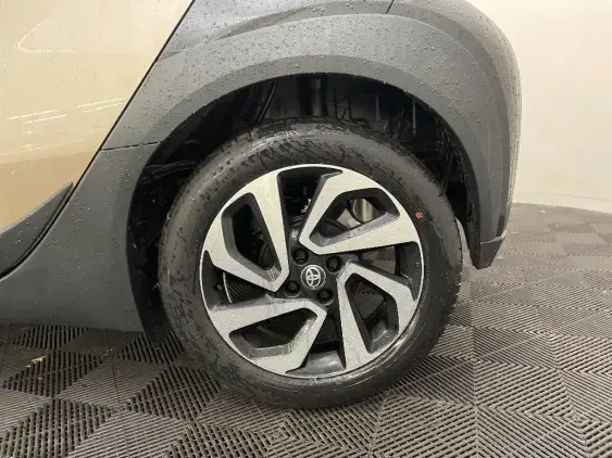 TOYOTA AYGO X - voiture d'occasion - Photo 24