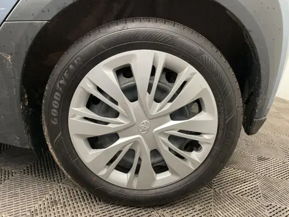 TOYOTA AYGO X - voiture d'occasion - Photo 24