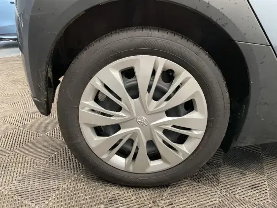 TOYOTA AYGO X - voiture d'occasion - Photo 25