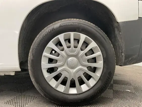 TOYOTA PROACE CITY - voiture d'occasion - Photo 24