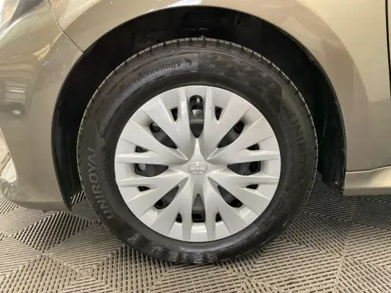 TOYOTA YARIS IV - voiture d'occasion - Photo 23