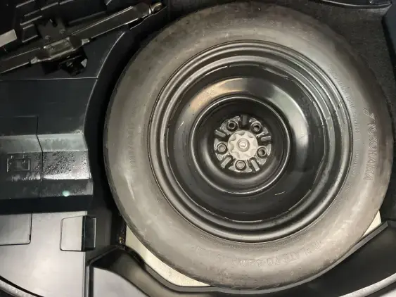 TOYOTA RAV4 IV - voiture d'occasion - Photo 17