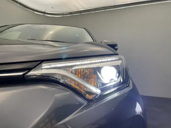 TOYOTA RAV4 IV - voiture d'occasion - Photo 22