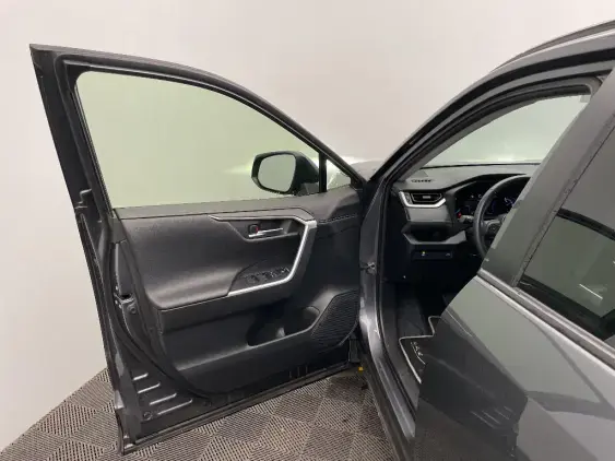 TOYOTA RAV4 V - voiture d'occasion - Photo 19