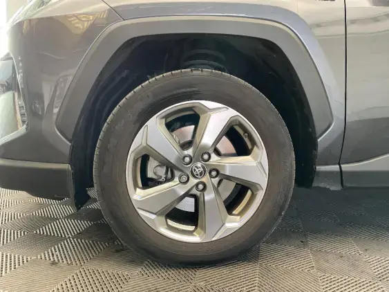 TOYOTA RAV4 V - voiture d'occasion - Photo 23