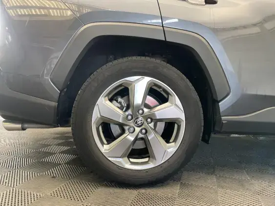 TOYOTA RAV4 V - voiture d'occasion - Photo 25