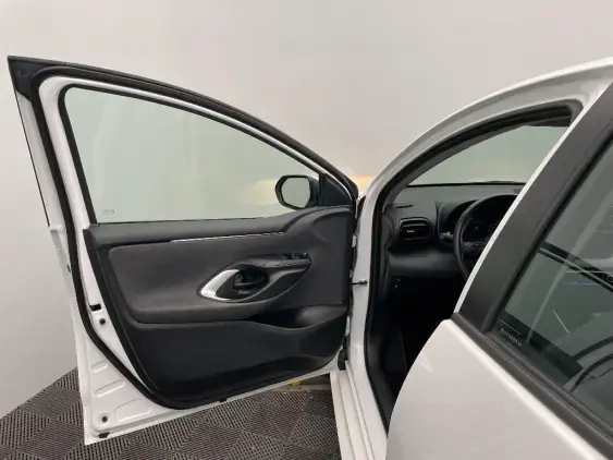 TOYOTA YARIS IV - voiture d'occasion - Photo 19