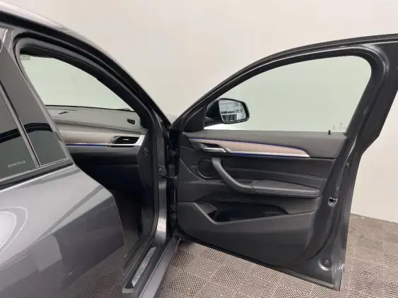 BMW X2 I - voiture d'occasion - Photo 19