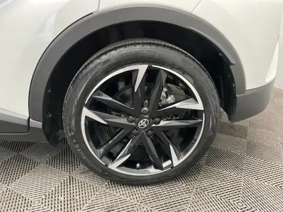 TOYOTA C-HR - voiture d'occasion - Photo 24