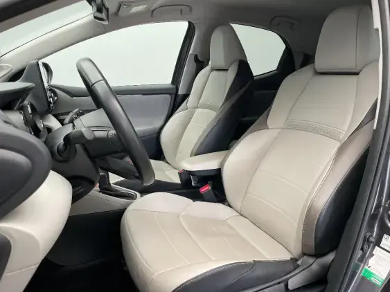 TOYOTA YARIS IV - voiture d'occasion - Photo 17