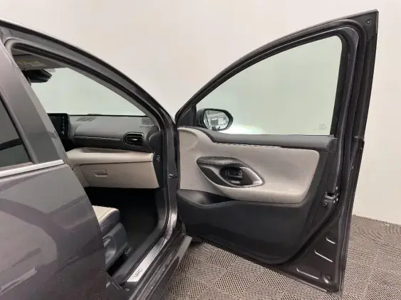 TOYOTA YARIS IV - voiture d'occasion - Photo 19