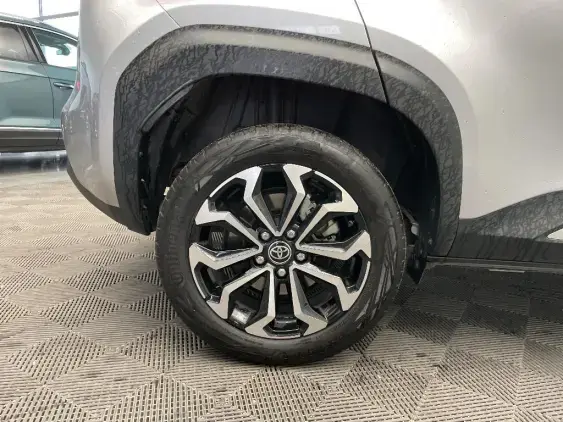 TOYOTA YARIS CROSS I - voiture d'occasion - Photo 24