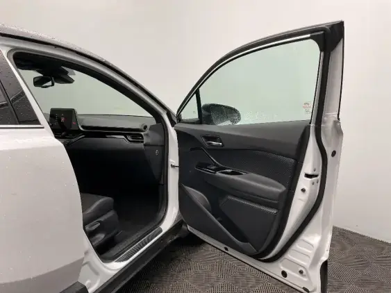 TOYOTA C-HR - voiture d'occasion - Photo 20