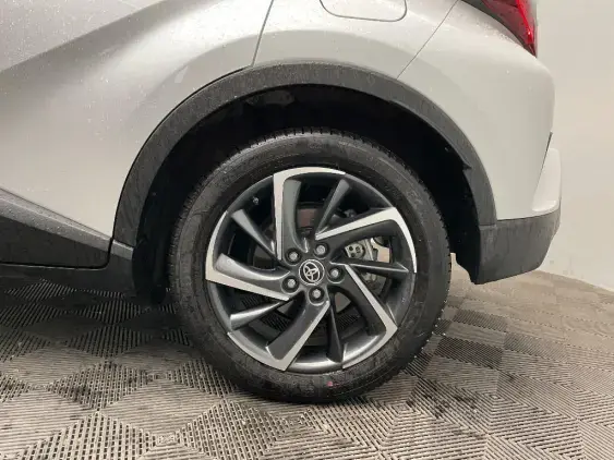 TOYOTA C-HR - voiture d'occasion - Photo 24