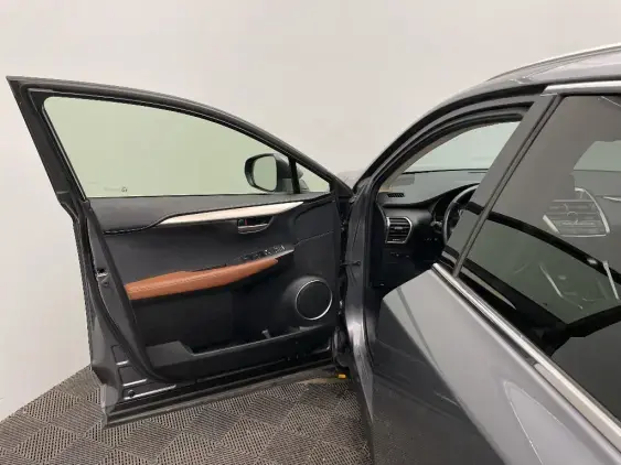 LEXUS NX - voiture d'occasion - Photo 19