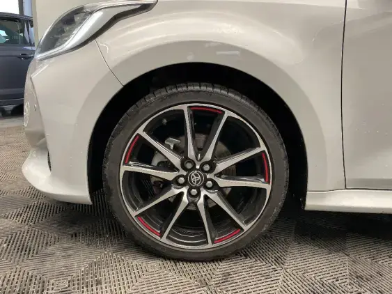 TOYOTA YARIS IV - voiture d'occasion - Photo 23