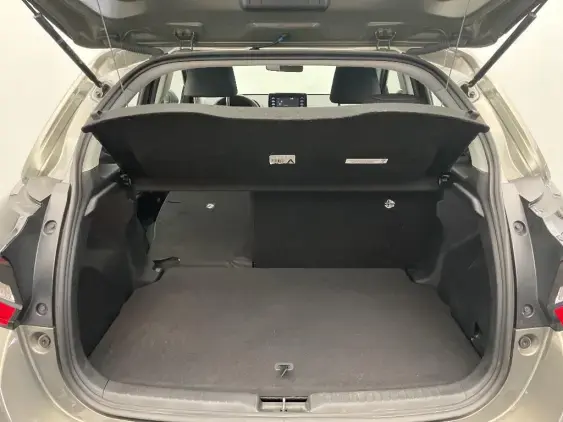 TOYOTA YARIS IV - voiture d'occasion - Photo 16