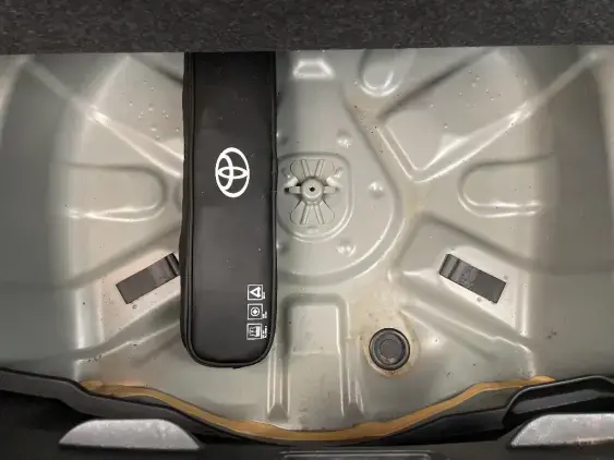 TOYOTA YARIS IV - voiture d'occasion - Photo 17