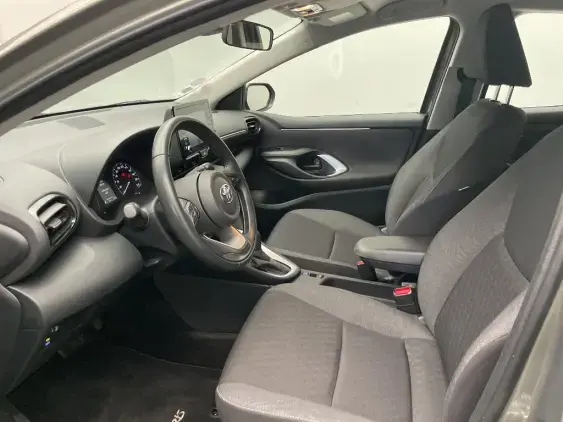 TOYOTA YARIS IV - voiture d'occasion - Photo 18