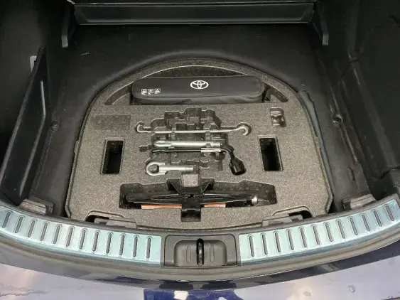 TOYOTA COROLLA TOURING SPT X - voiture d'occasion - Photo 17