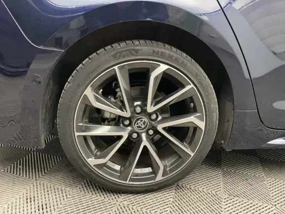 TOYOTA COROLLA TOURING SPT X - voiture d'occasion - Photo 25