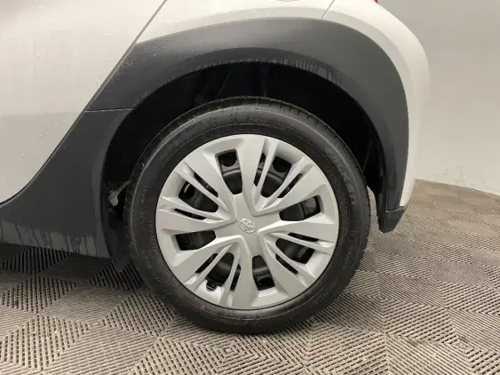 TOYOTA AYGO X - voiture d'occasion - Photo 24