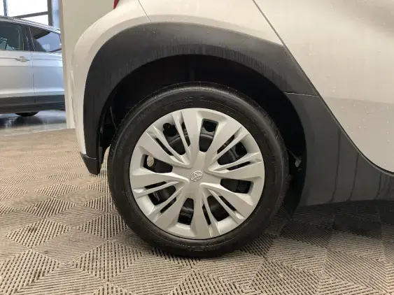 TOYOTA AYGO X - voiture d'occasion - Photo 25