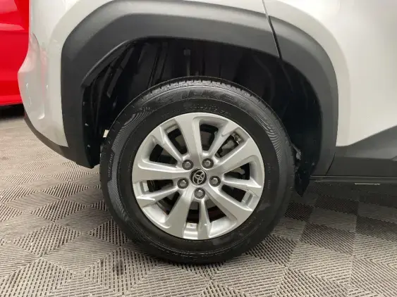 TOYOTA YARIS CROSS I - voiture d'occasion - Photo 25