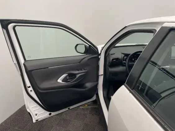 TOYOTA YARIS CROSS I - voiture d'occasion - Photo 19