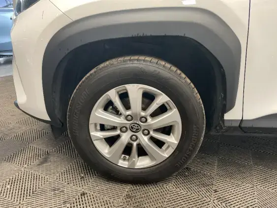 TOYOTA YARIS CROSS I - voiture d'occasion - Photo 23