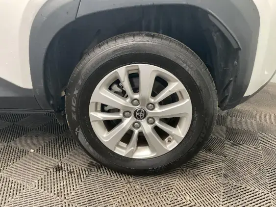 TOYOTA YARIS CROSS I - voiture d'occasion - Photo 24