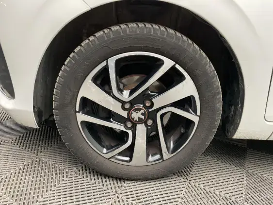 PEUGEOT 108 - voiture d'occasion - Photo 23