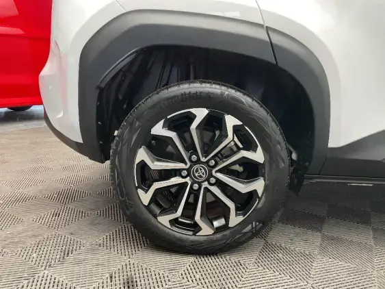 TOYOTA YARIS CROSS I - voiture d'occasion - Photo 25