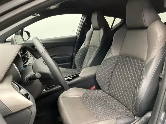 TOYOTA C-HR - voiture d'occasion - Photo 18