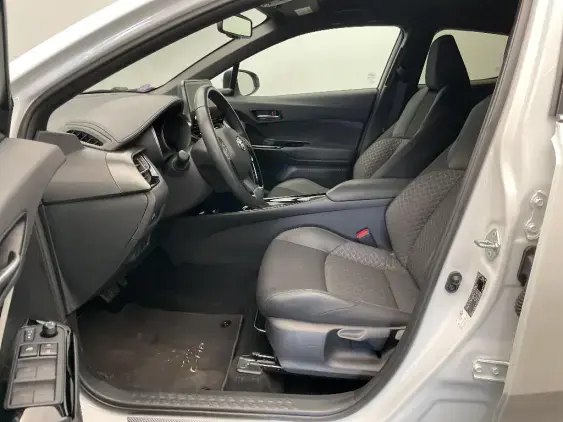 TOYOTA C-HR - voiture d'occasion - Photo 18